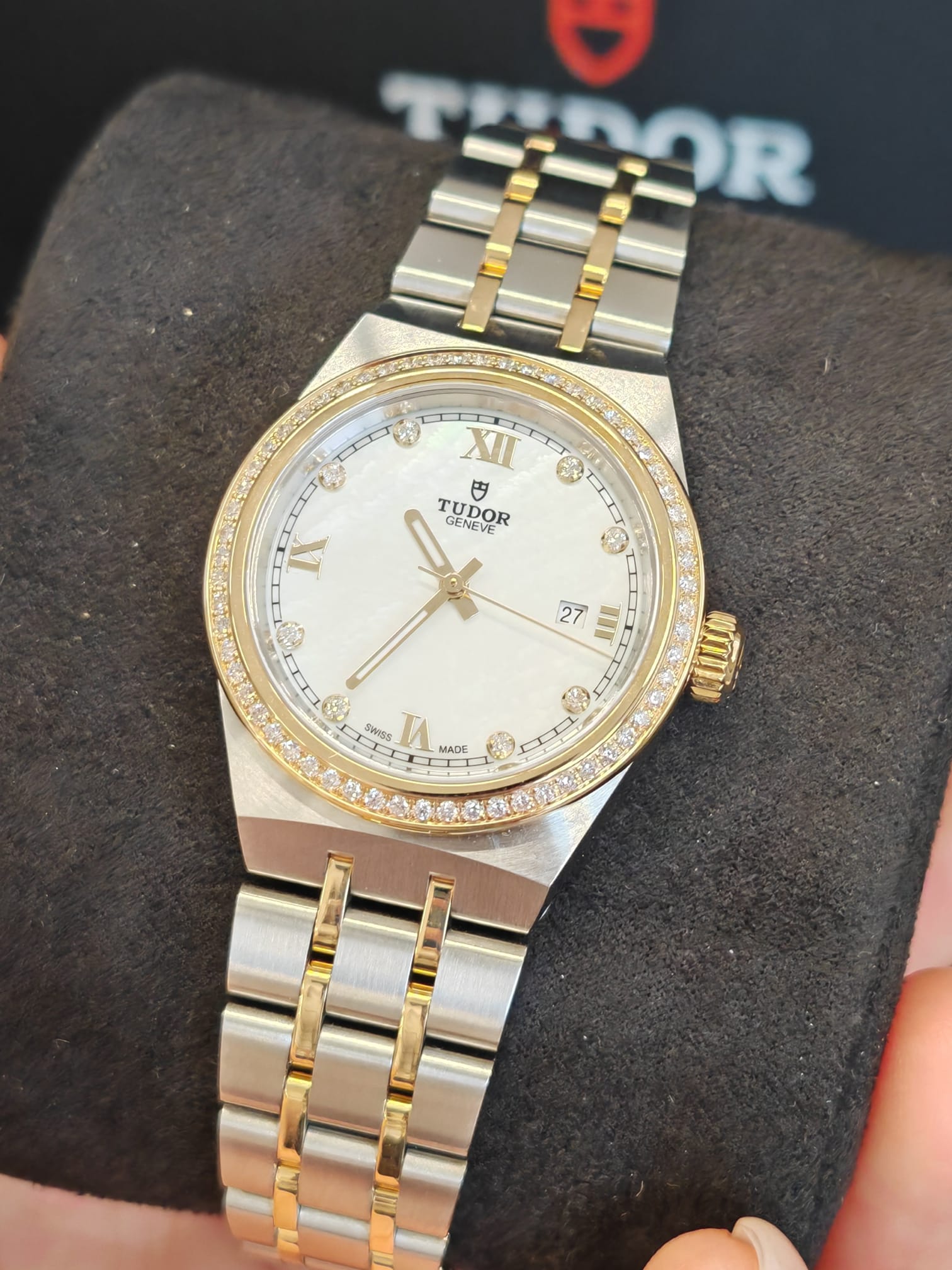 Tudor Royal M28323-0001