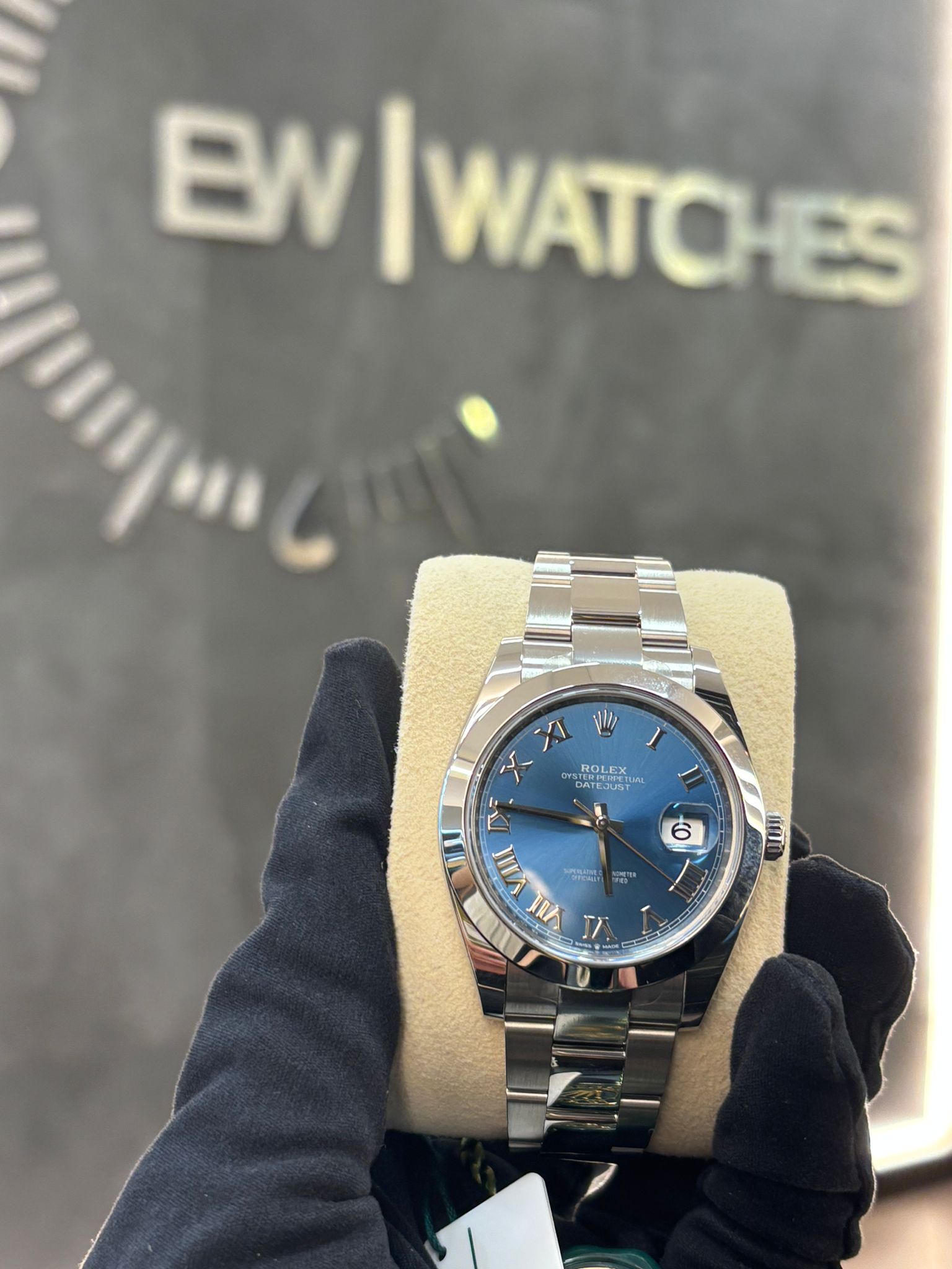 Rolex Datejust 41 126300 Blue Roman Oyster