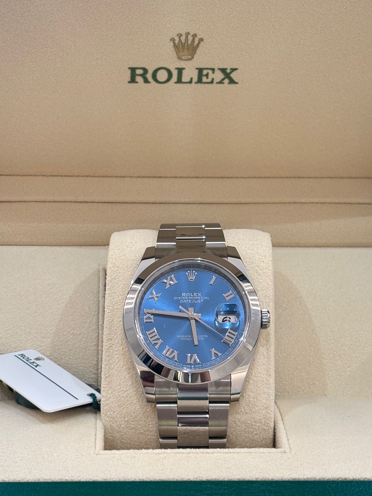 Rolex Datejust 41 126300 Blue Roman Oyster