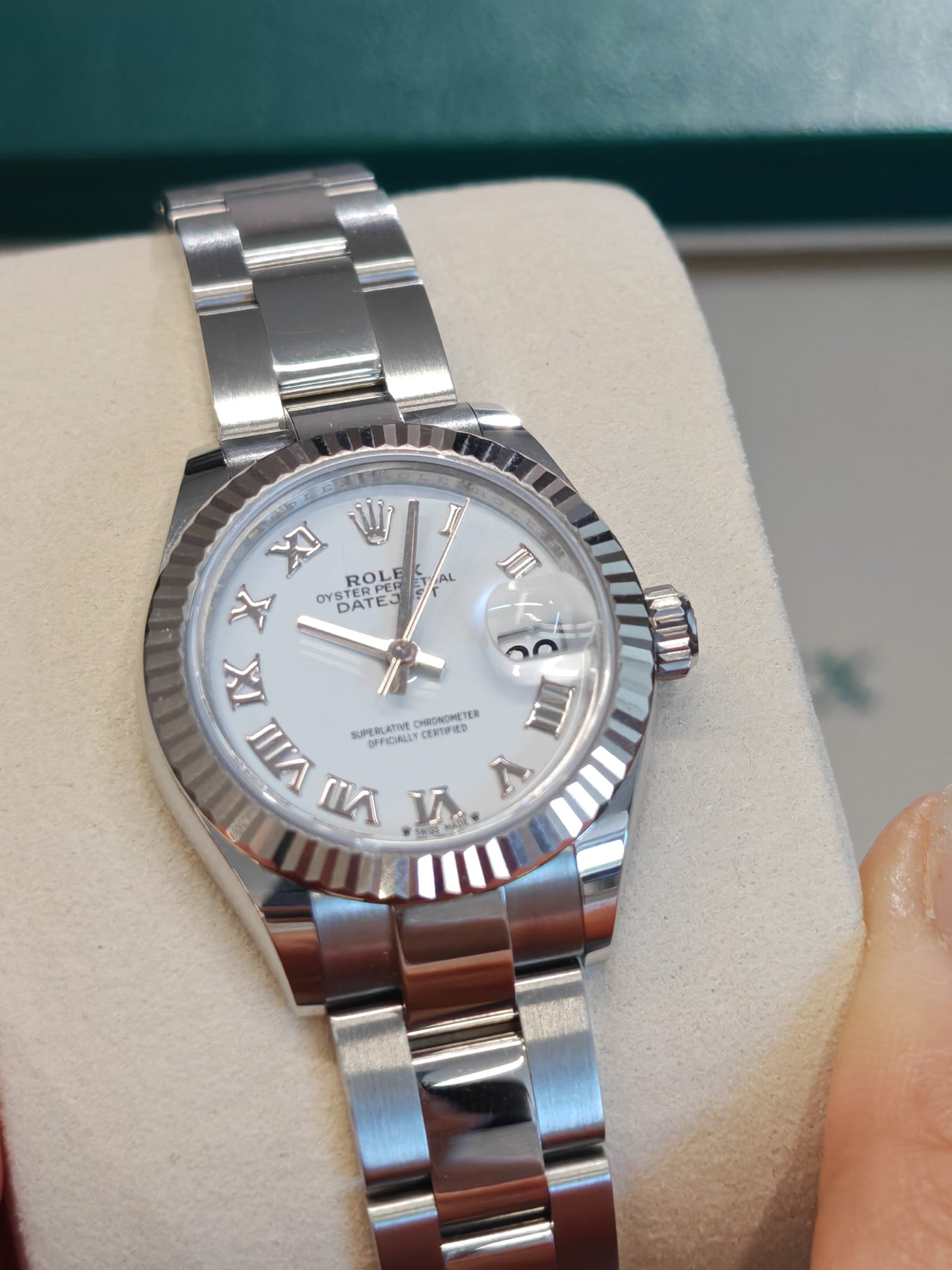 Rolex Lady-Datejust 279174 White Roman Oyster 2025