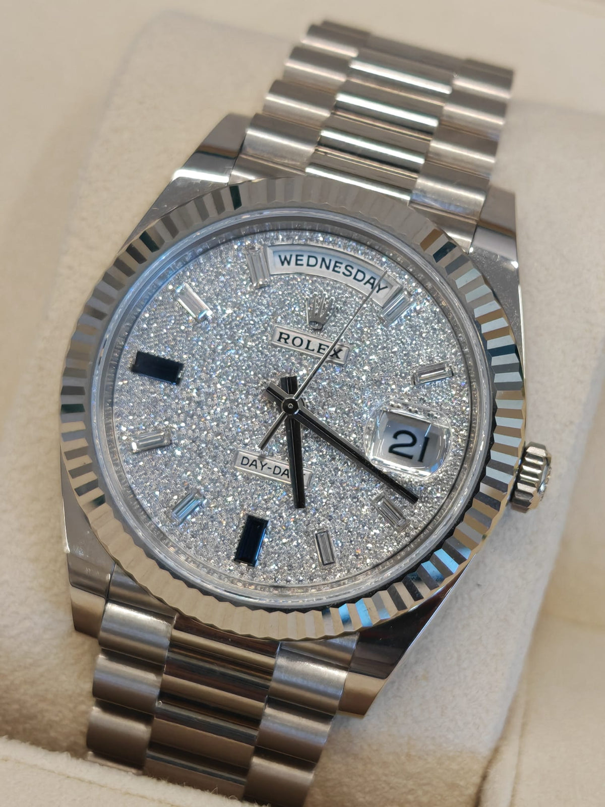 Rolex Day-Date 40 228239 Pave 2025