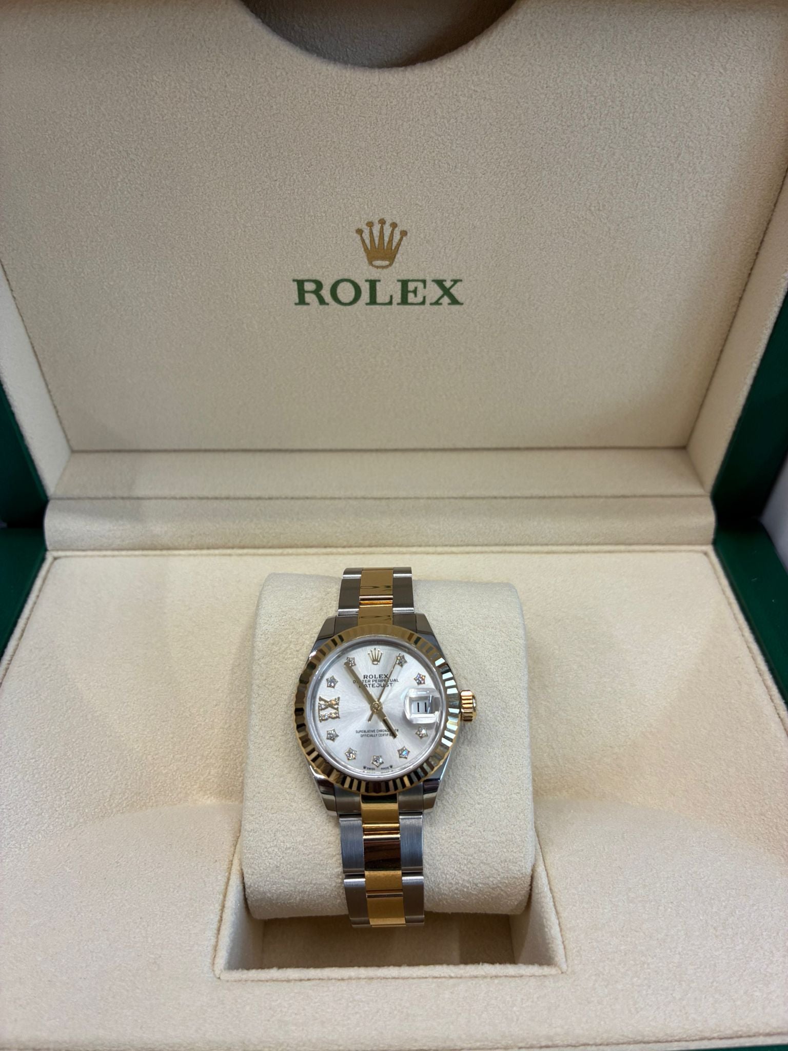Rolex Lady-Datejust 279173G Silver Star Oyster 2025