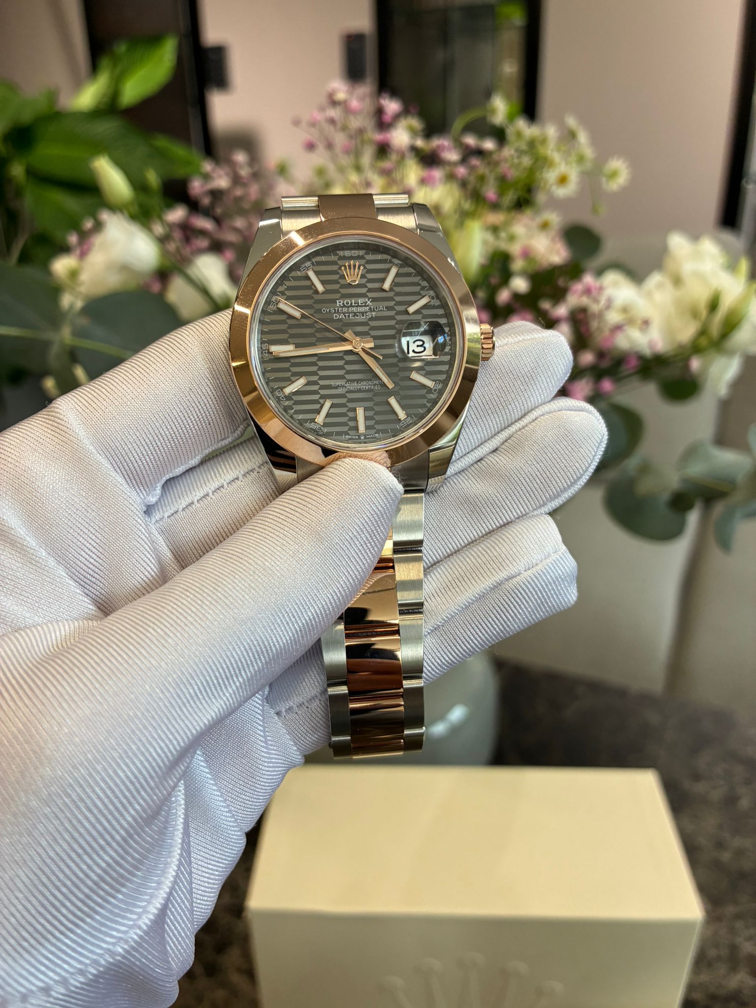 Rolex Datejust 41 126301 Grey Fluted Oyster 2024