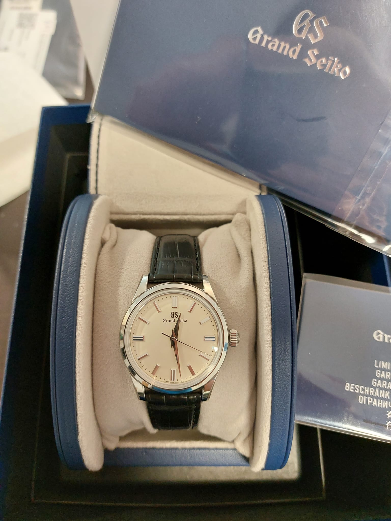 Grand Seiko Elegance SBGW301G 2026