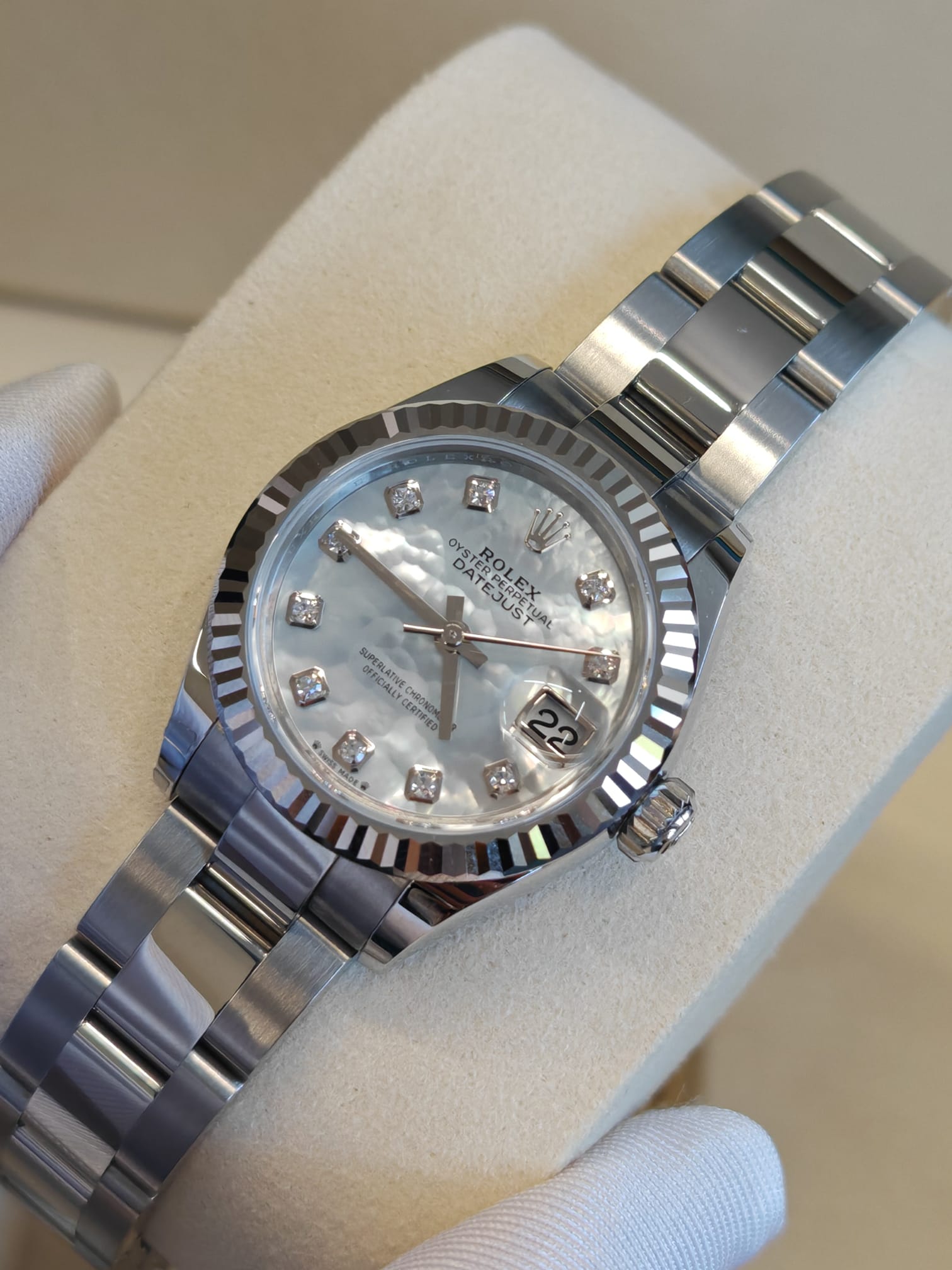 Rolex Lady-Datejust 279174Ng White Oyster 2025