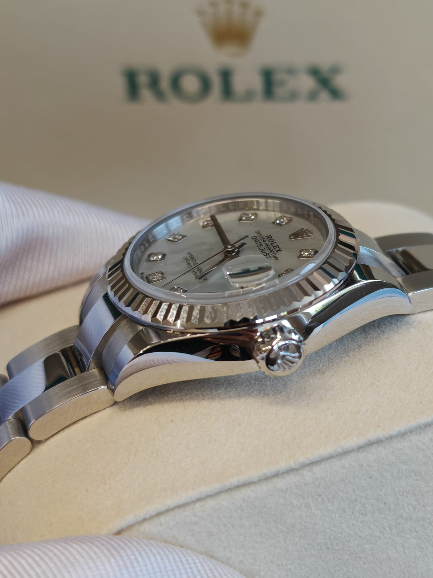 Rolex Lady-Datejust 279174Ng White Oyster 2025