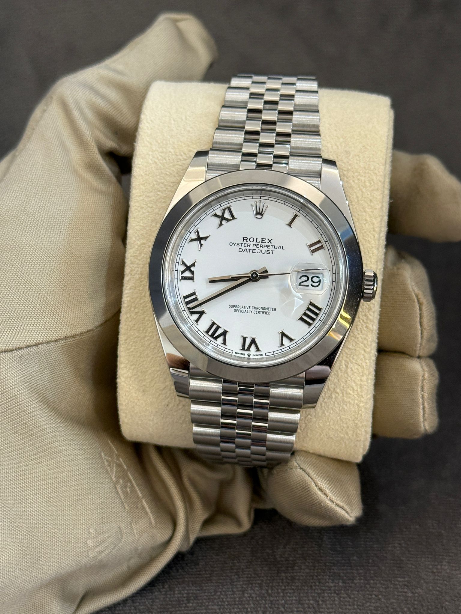 Rolex Datejust 41 126300 White Roman Jubilee 2024