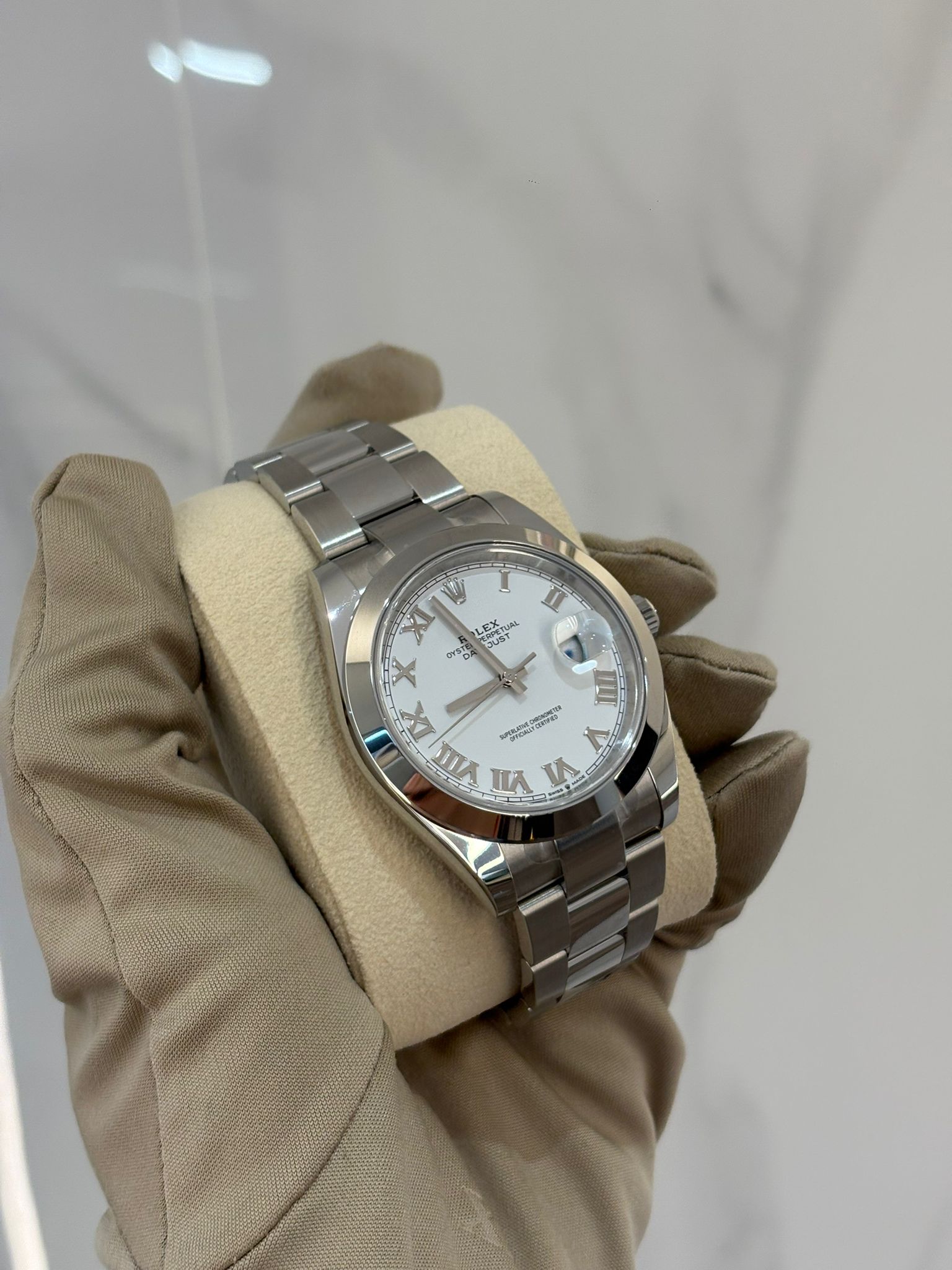 Rolex Datejust 41 126300 White Roman Oyster 2024
