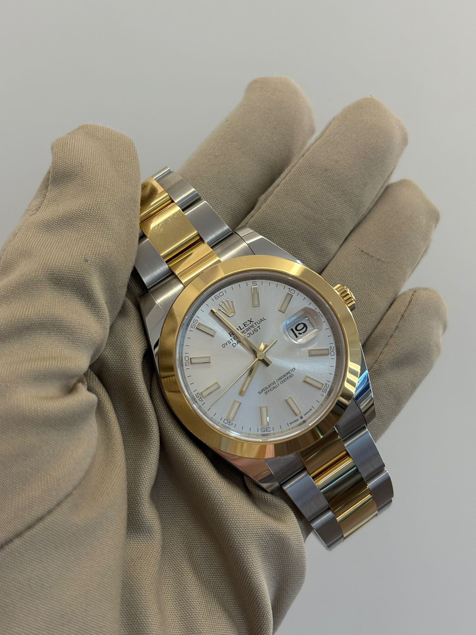 Rolex Datejust 41 126303 Silver Oyster 2025