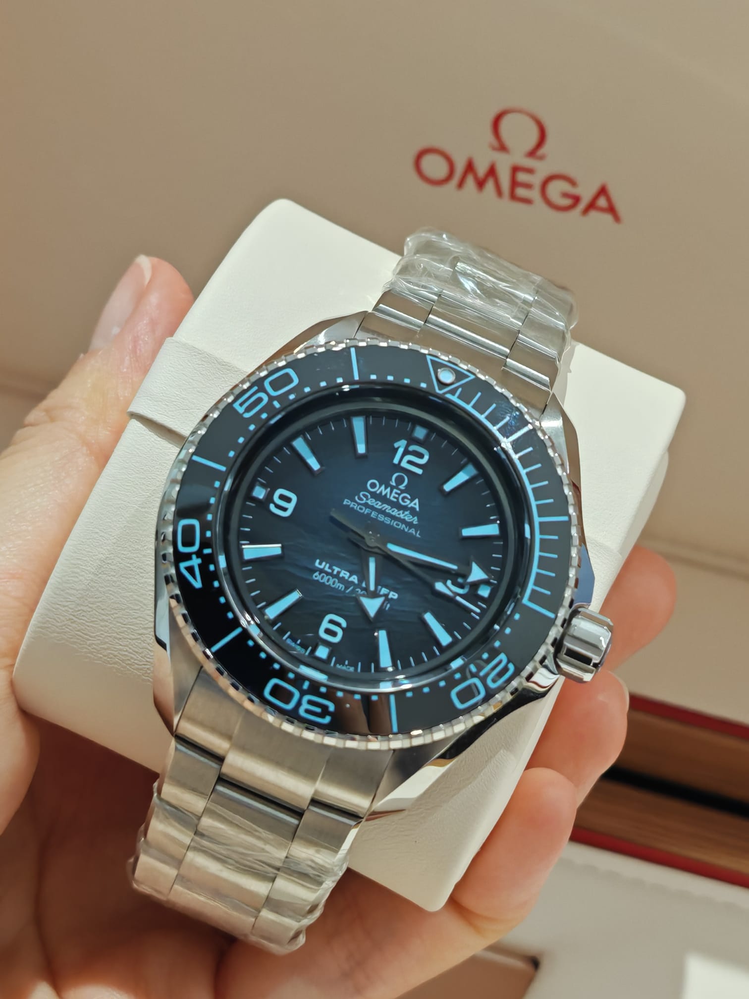 Omega Seamaster Planet Ocean 6000M 45.5 MM 215.30.46.21.03.002 2024