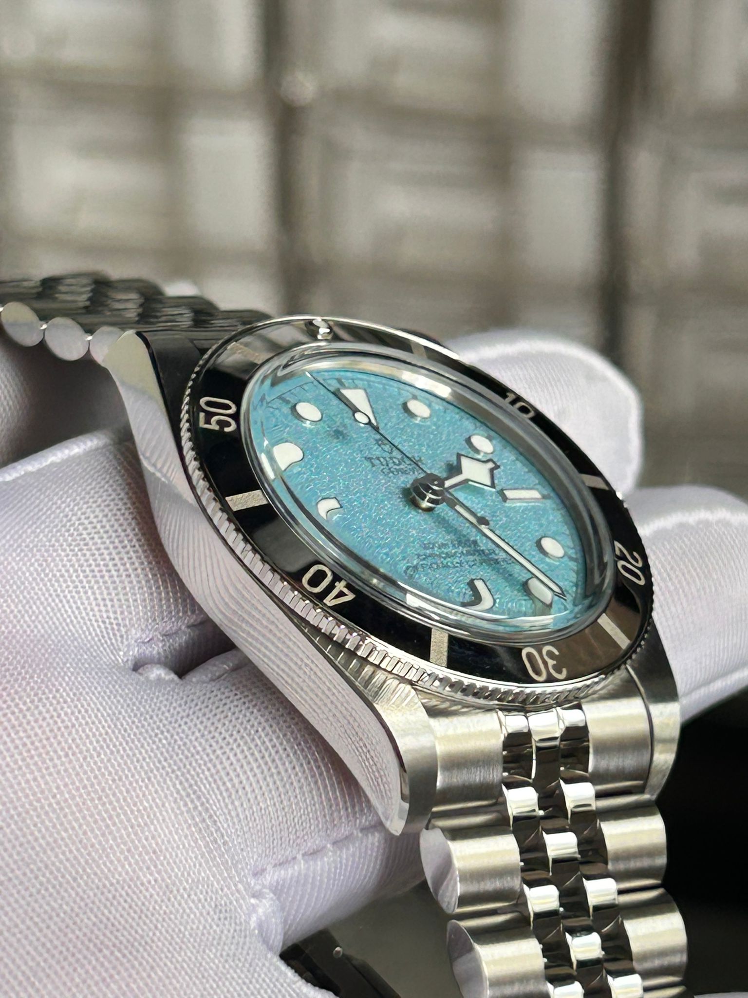 Tudor Black Bay 54 “Lagoon Blue” 79000-0001