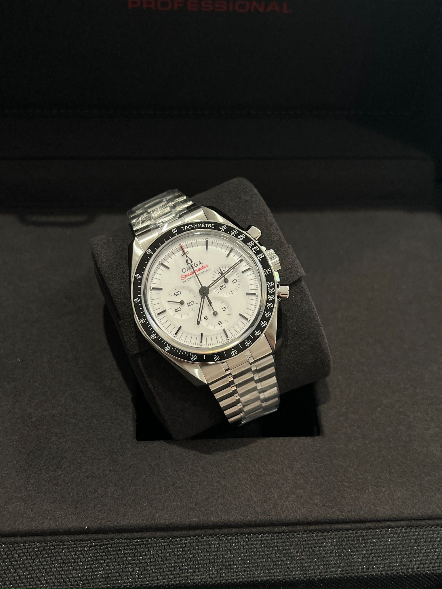 OMEGA Speedmaster Moonwatch Professional310.30.42.50.04.001 WHITE STEEL