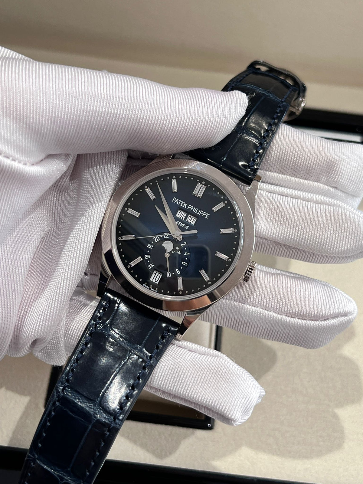 Patek Philippe Annual Calendar 5396G‑017 White‑Gold 38.5 MM Blue Dial 2026