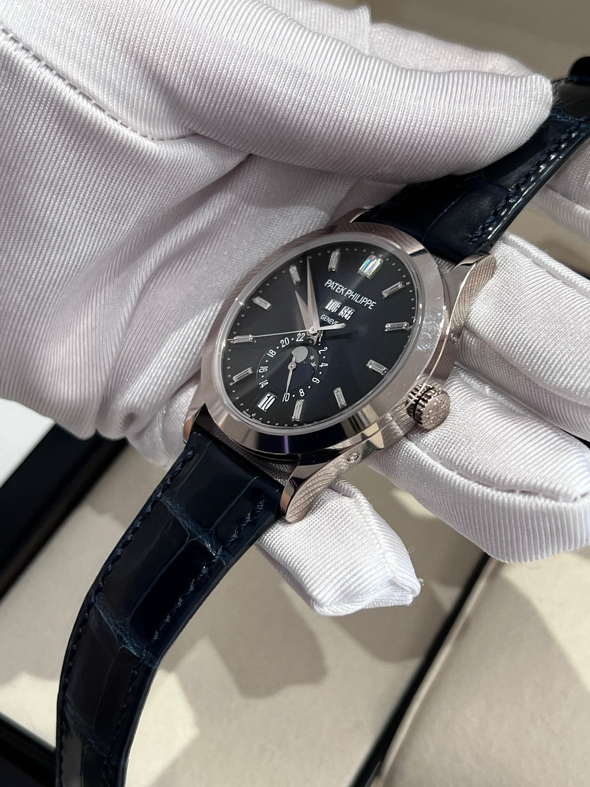 Patek Philippe Annual Calendar 5396G‑017 White‑Gold 38.5 MM Blue Dial 2025