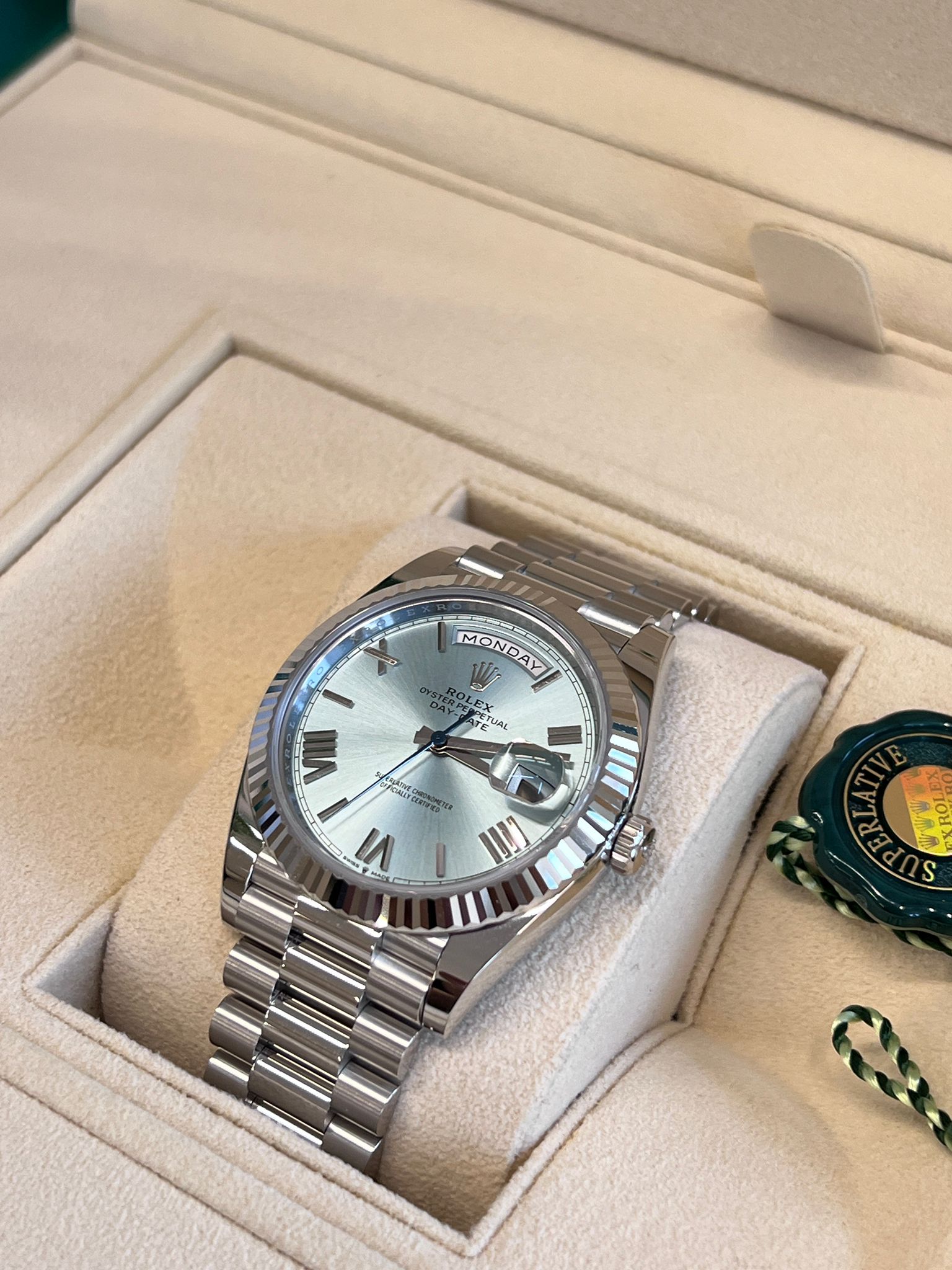 Rolex Day-Date 40  228236 ICE BLUE ROMAN