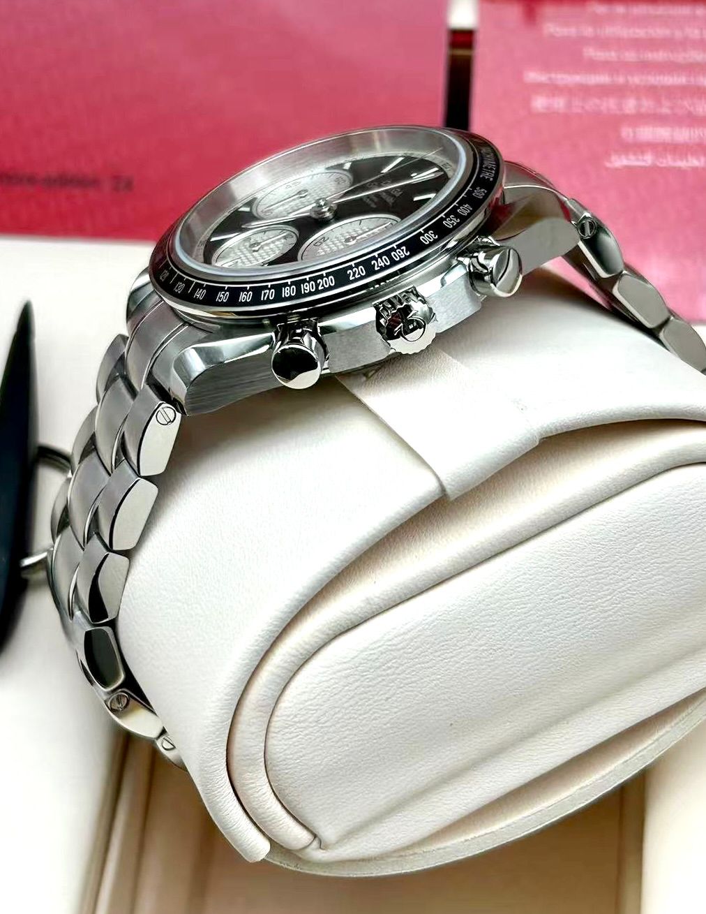 Omega Speedmaster Racing 326.30.40.50.01.002 – EW Watches
