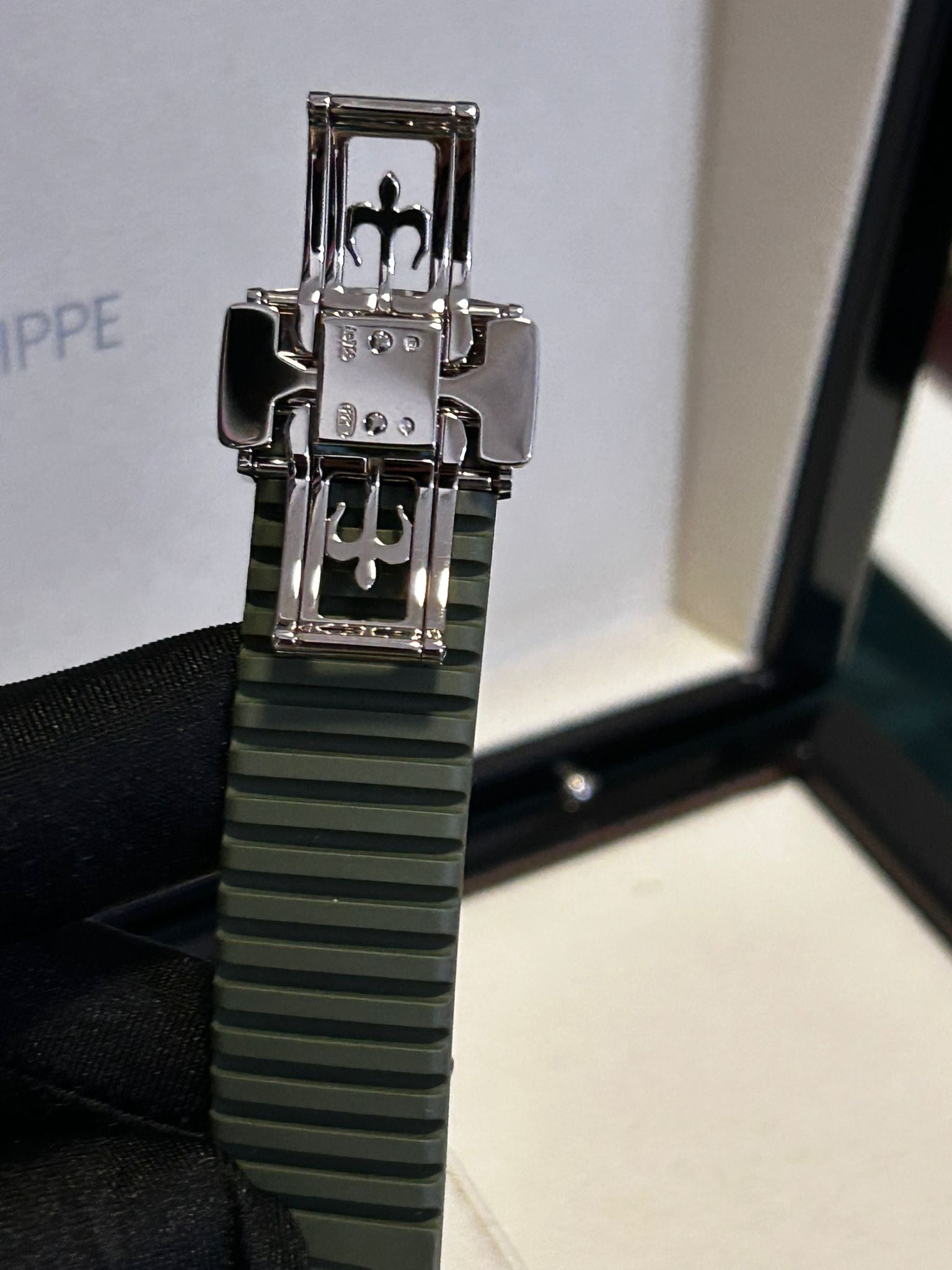 Patek Philippe Aquanaut 5168G-010  2025