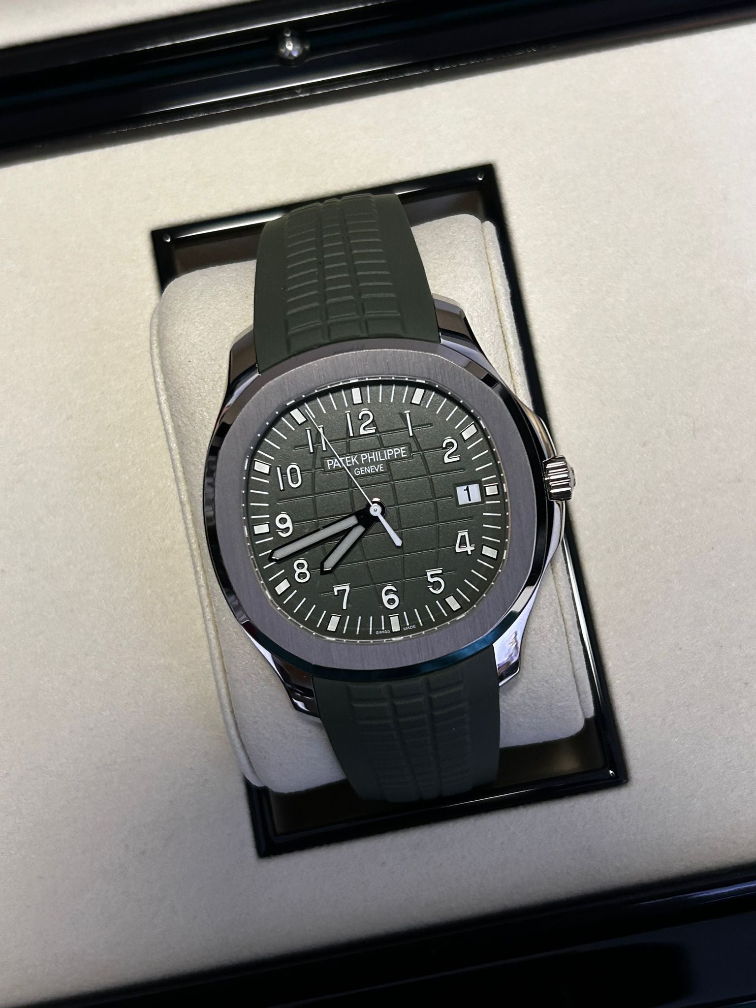 Patek Philippe Aquanaut 5168G-010  2025