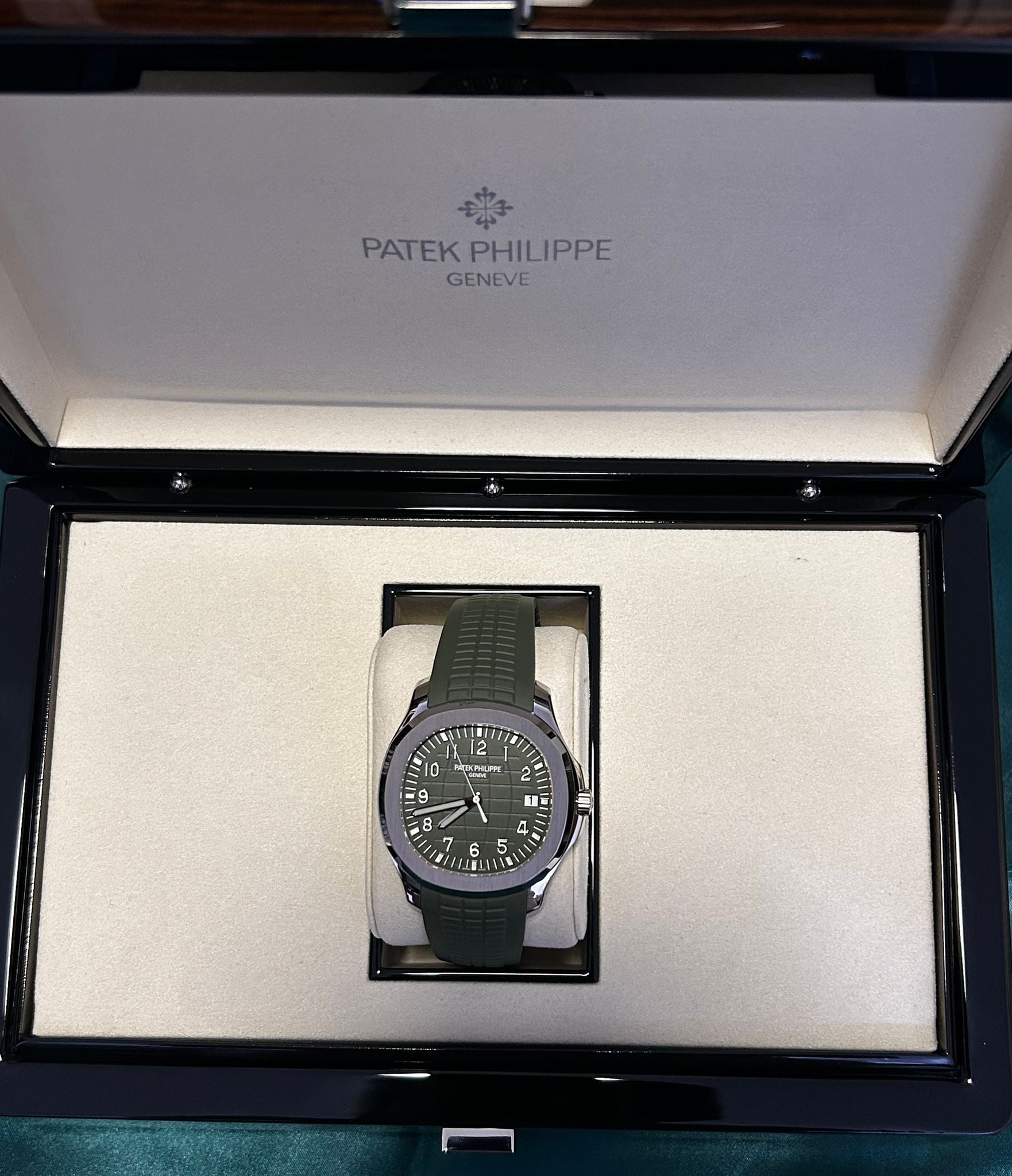 Patek Philippe Aquanaut 5168G-010