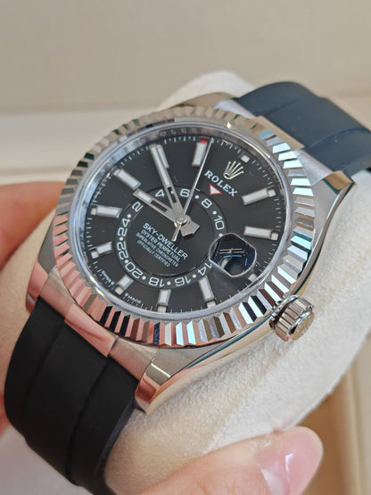 336239 BLACK