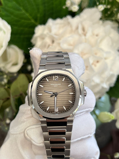 Patek Philippe 7118/1A-011  2024