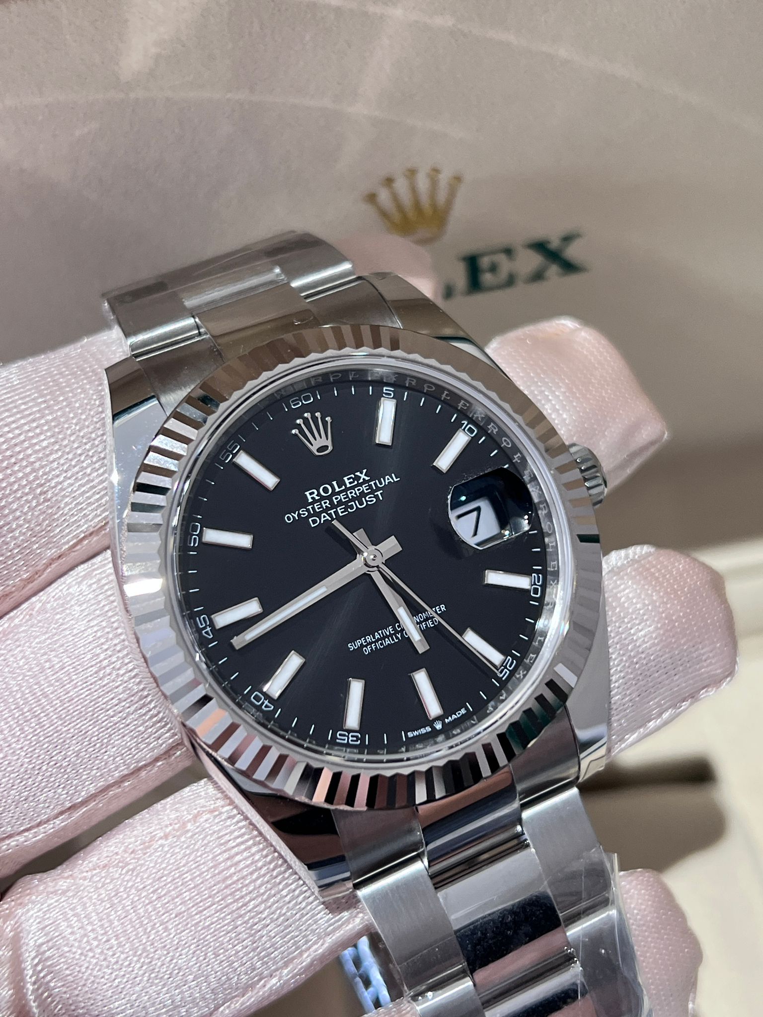Rolex Datejust 41 126334 Black Index Oyster