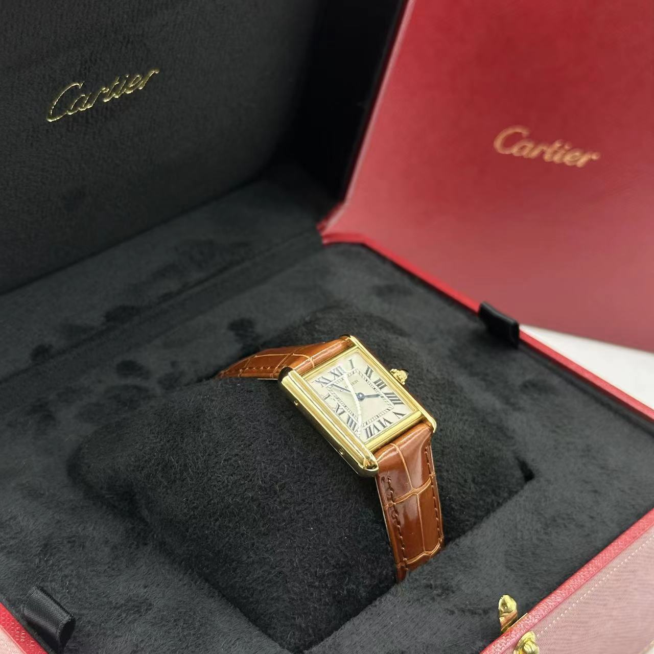 Cartier Tank Louis W1529856 2026