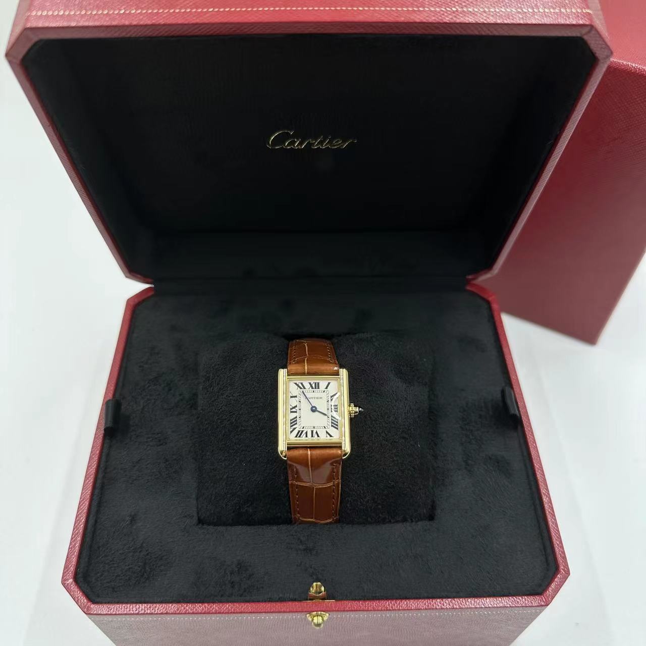 Cartier Tank Louis W1529856 2026