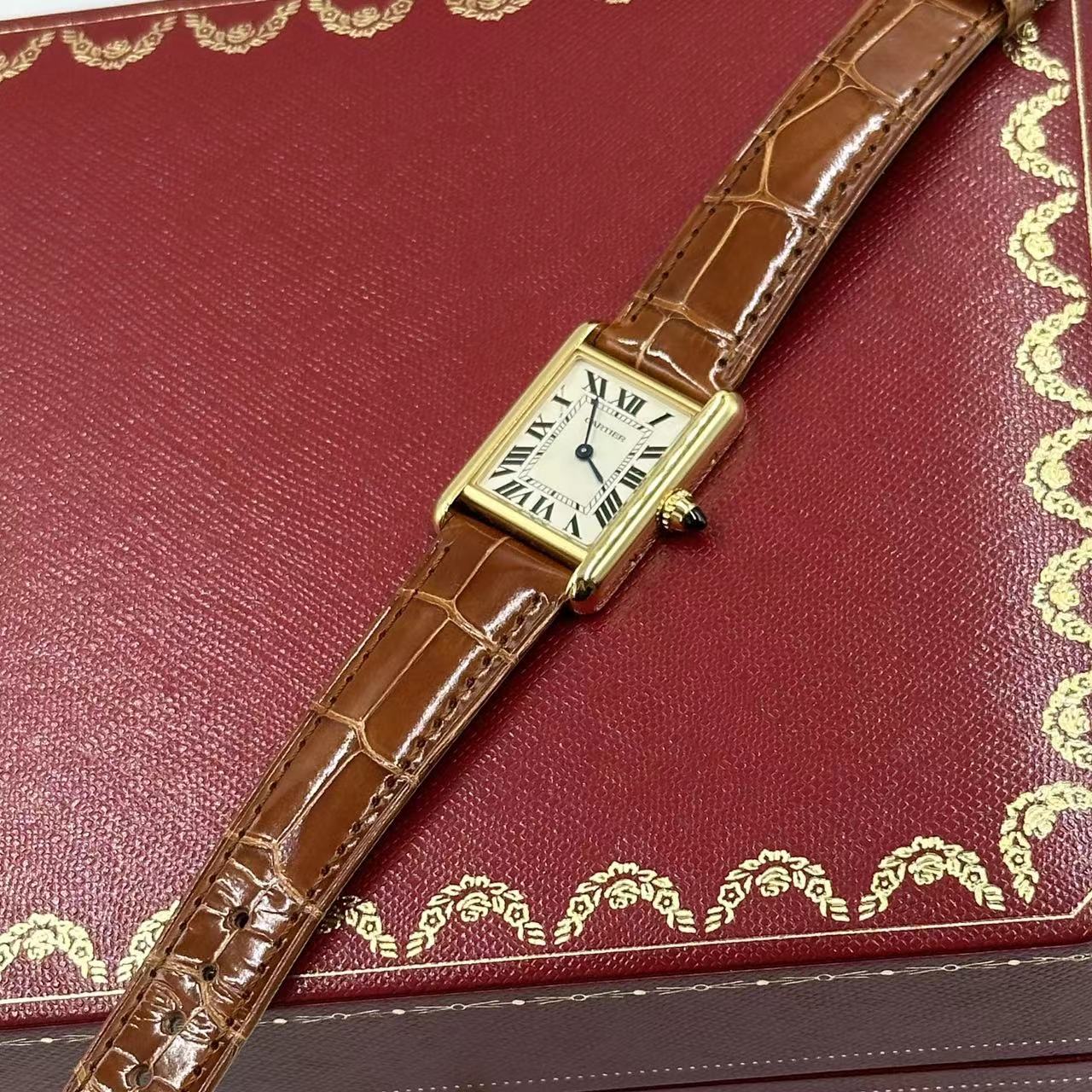 Cartier Tank Louis W1529856 2026