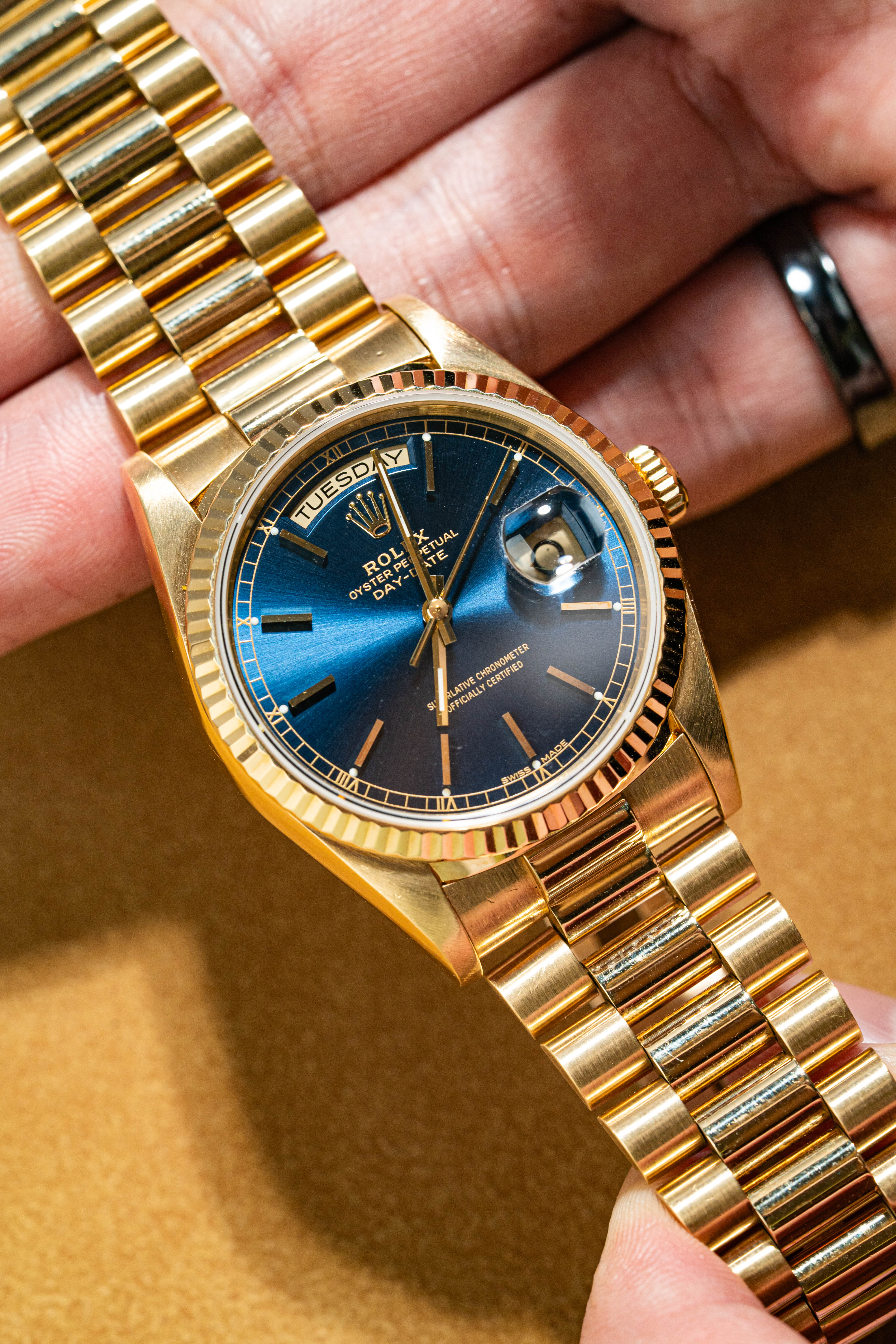 Rolex Day-Date 18238 Blue Naked