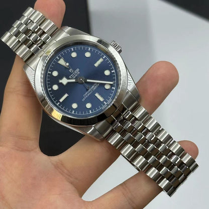 TUDOR Black Bay One 3979660-0002
