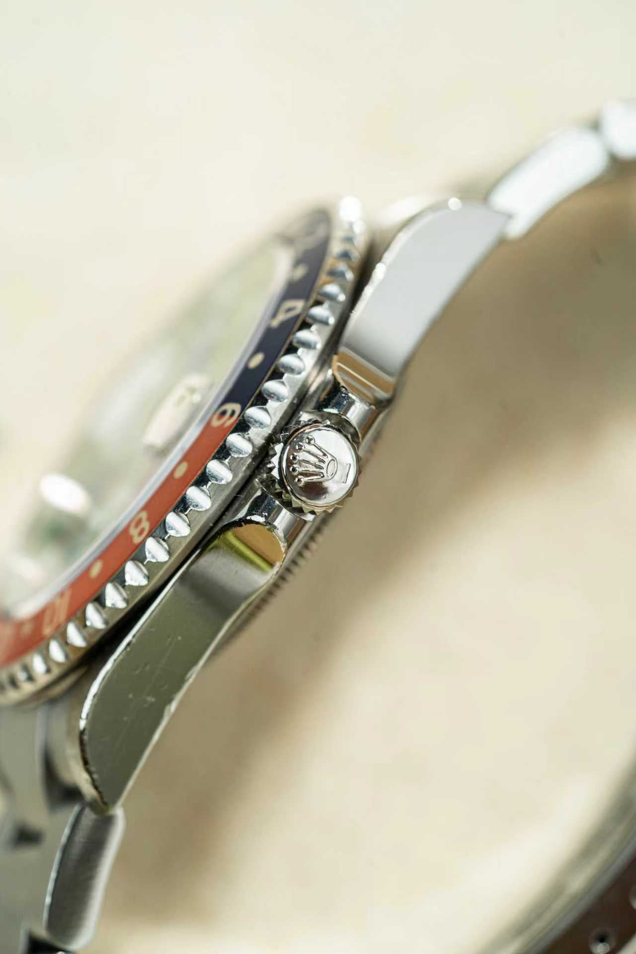 Rolex GMT-Master II 16710 Black 2005 Full Set