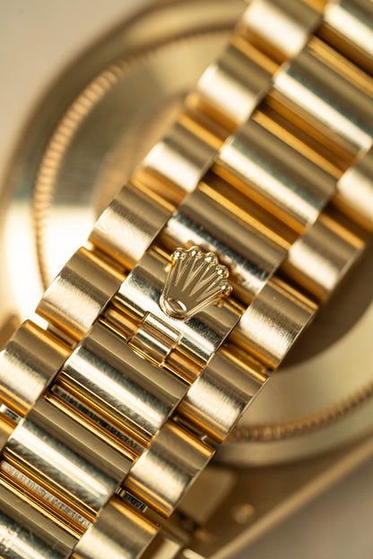 Rolex Day-Date 118348 White 2011 Full Set