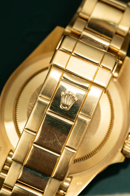 Rolex Submariner Date 16618lb Blue Naked