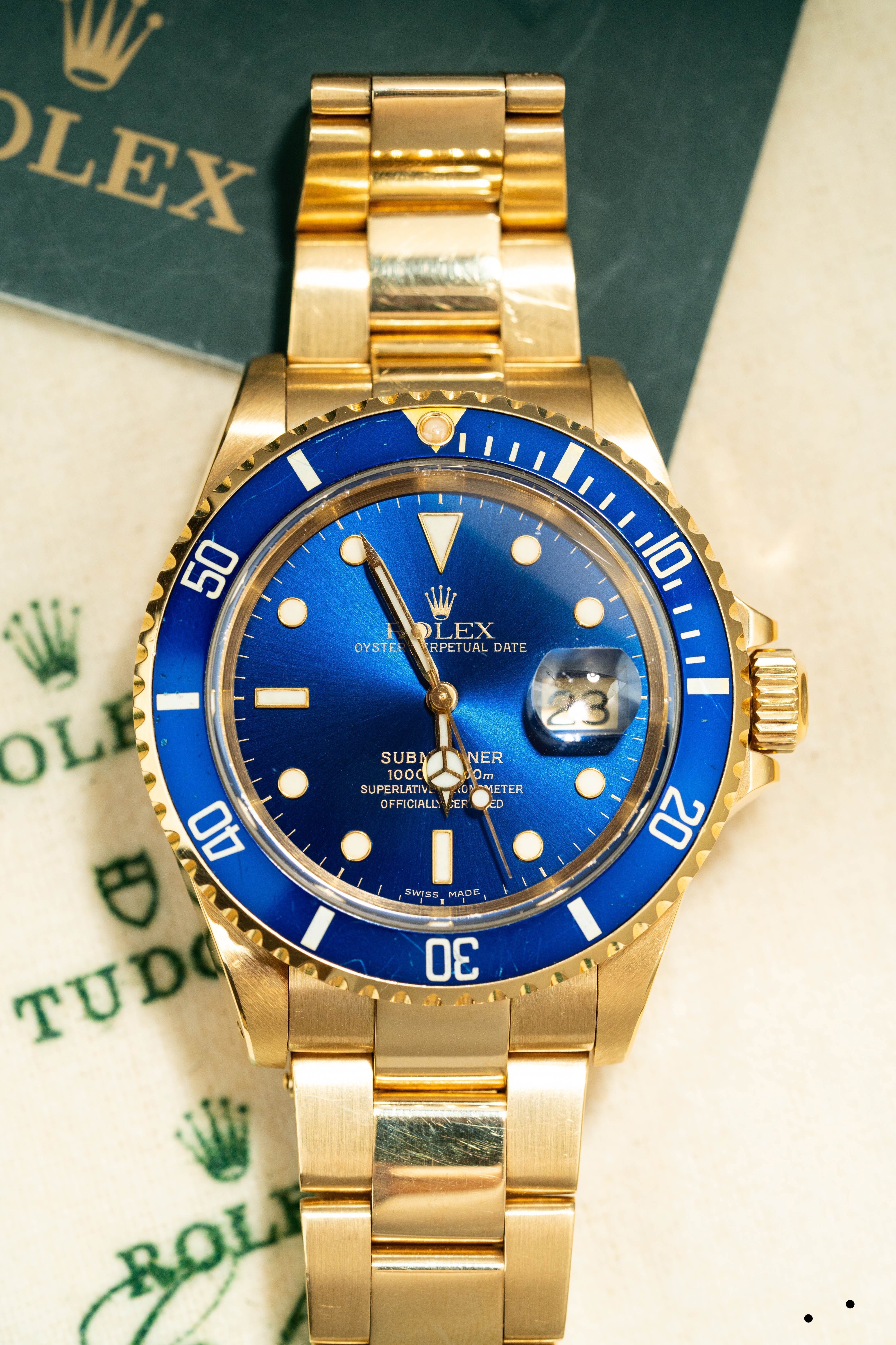 Rolex Submariner Date 16618lb Blue Naked