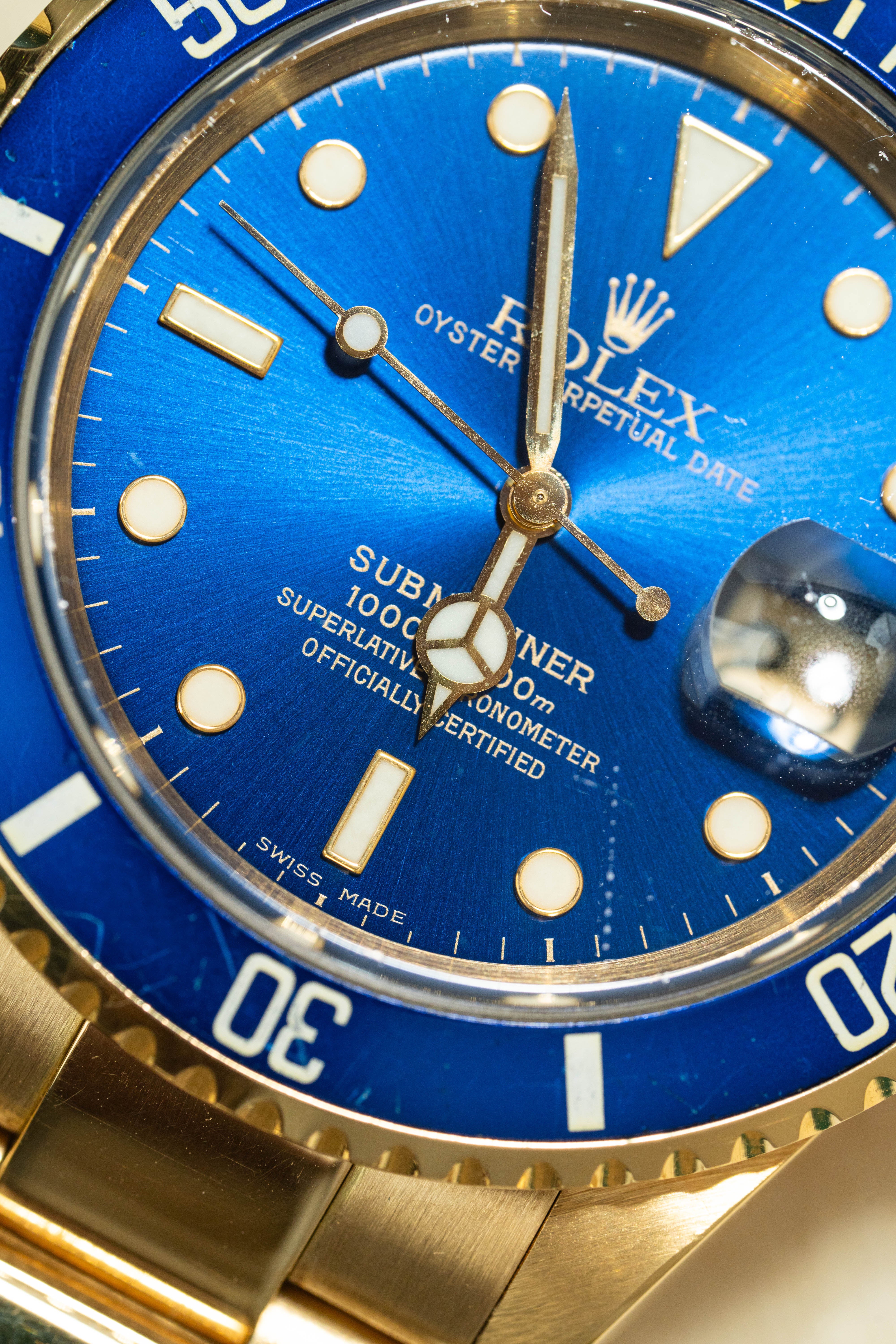 Rolex Submariner Date 16618lb Blue Naked