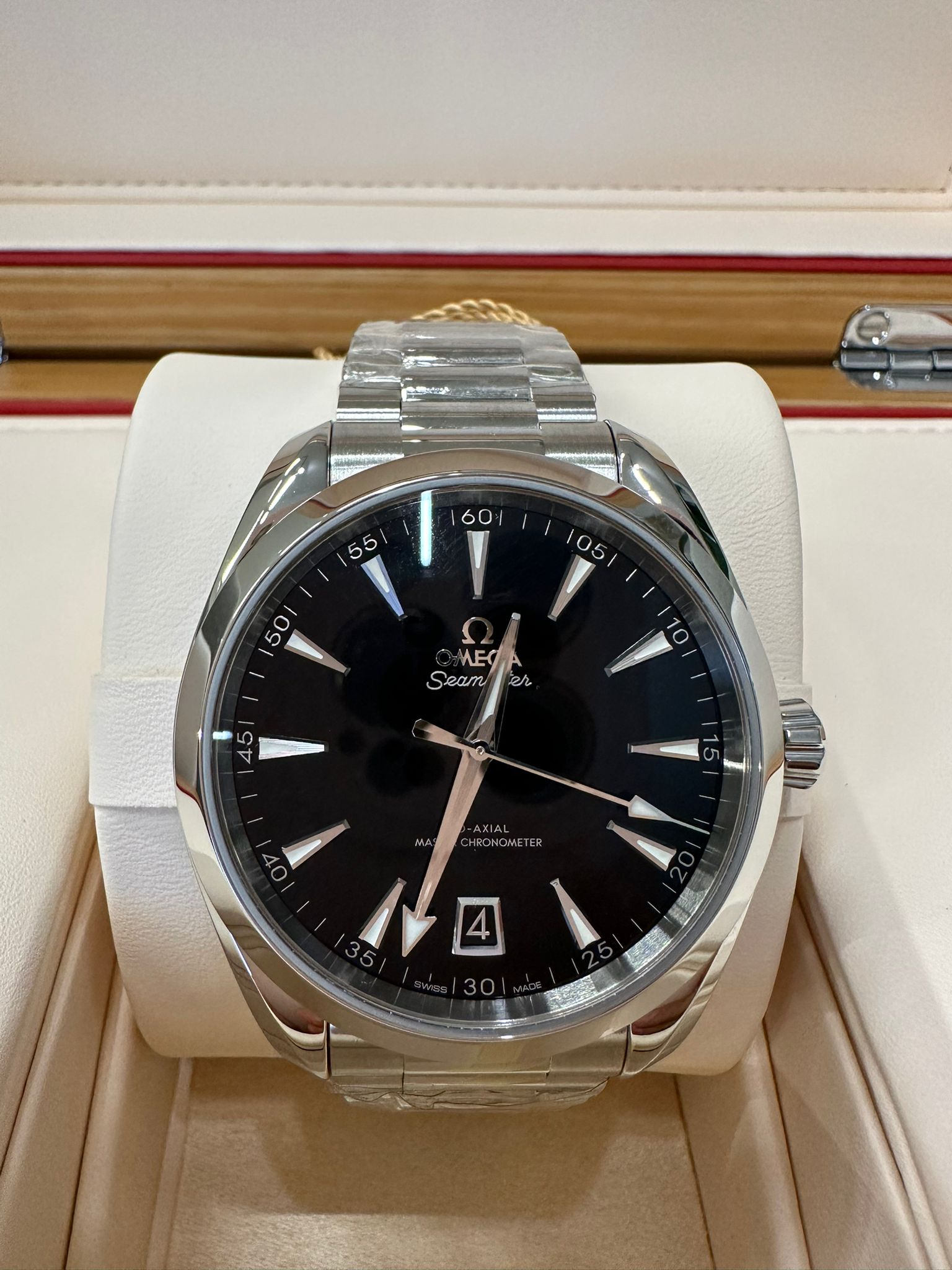Seamaster Aqua Terra 150M Series 41mm 220.10.41.21.01.002