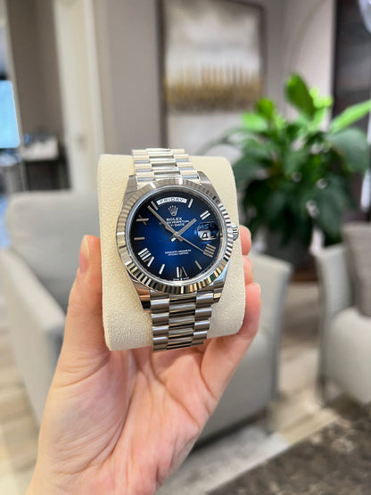 ROLEX Day-Date 40228239 BLUE ROMAN