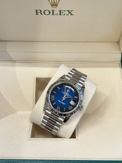 ROLEX Day-Date 40228239 BLUE ROMAN