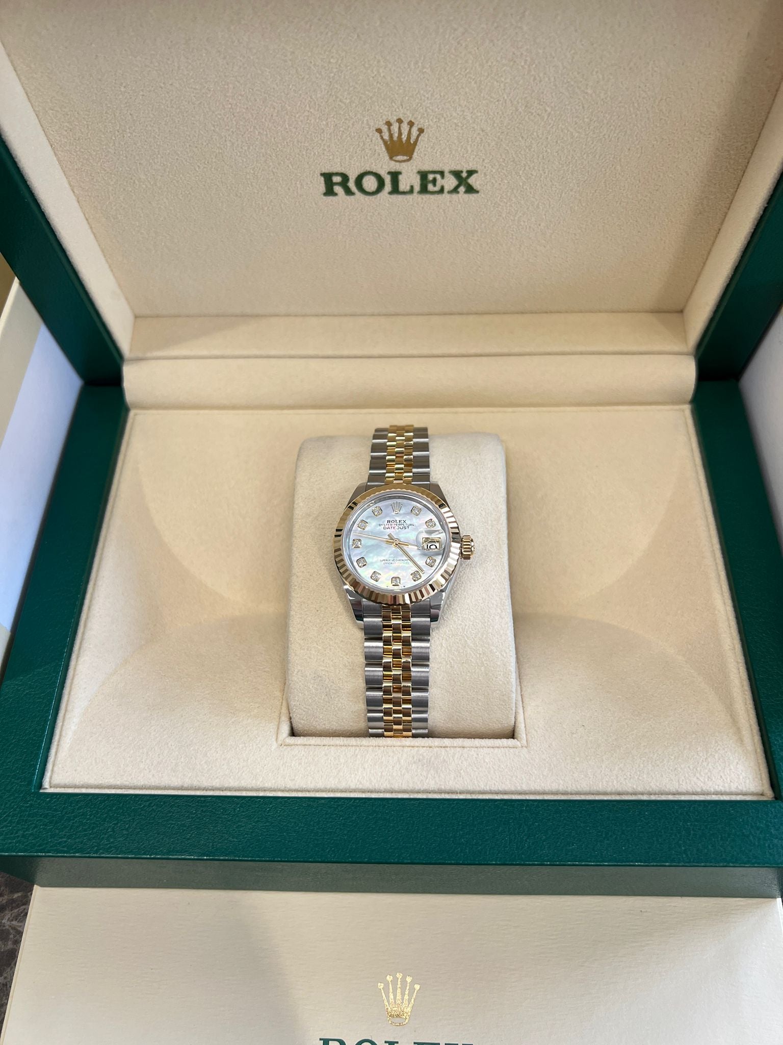 Rolex  Lady-Datejust 28MM 279173NG WHITE JUB