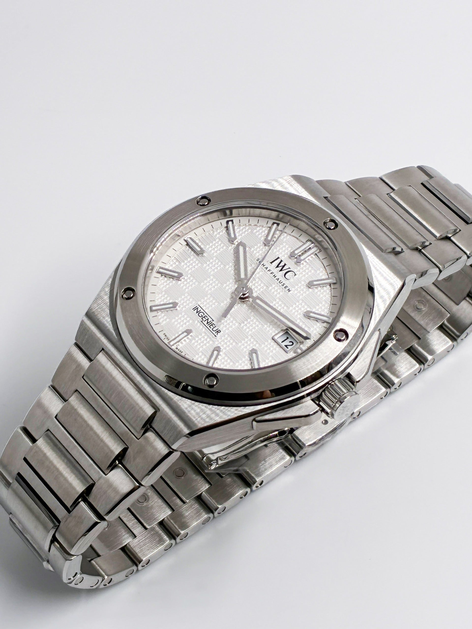 IWC Ingenieur IW328902 Silver 2026