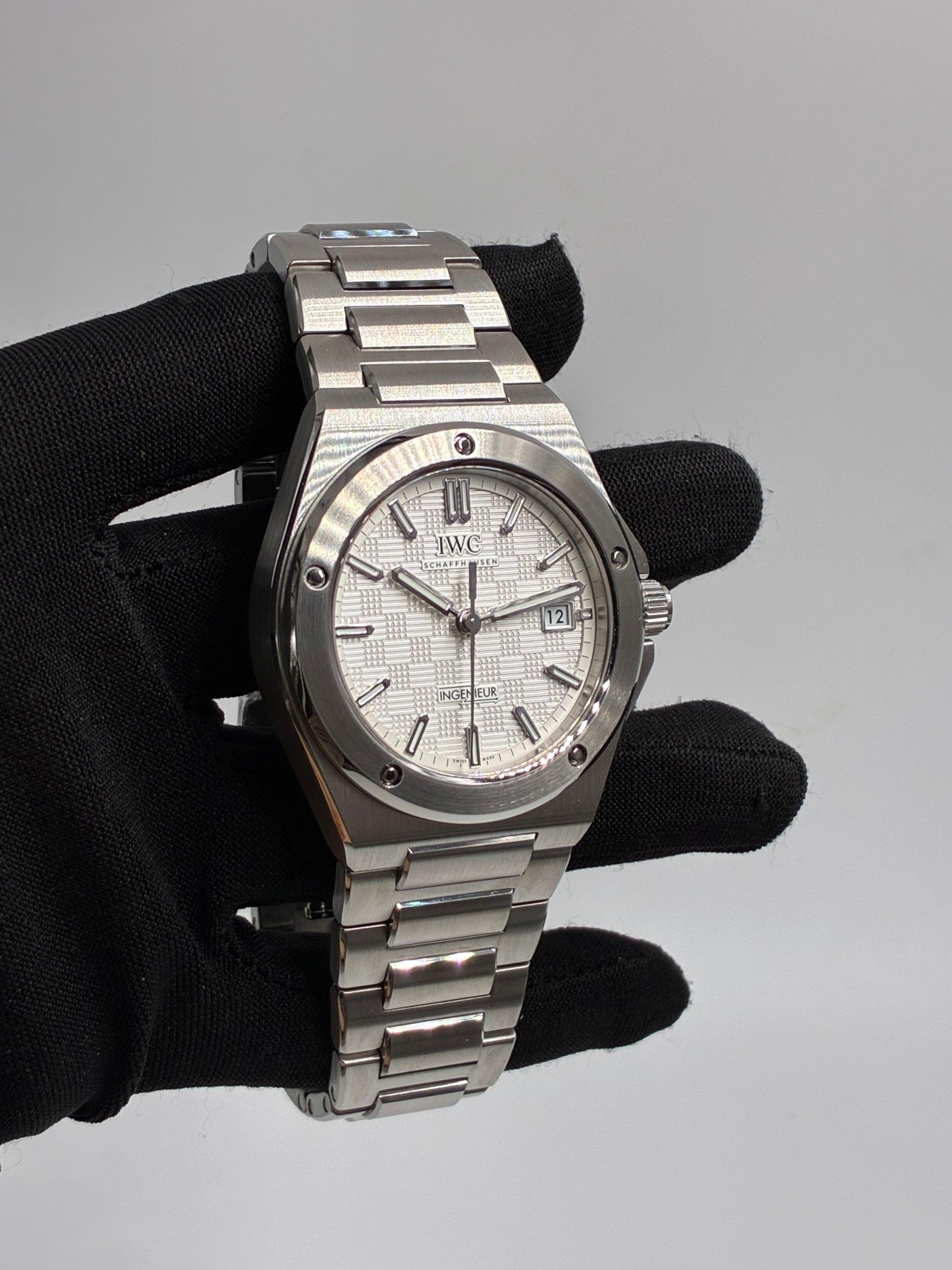 IWC Ingenieur IW328902 Silver 2026