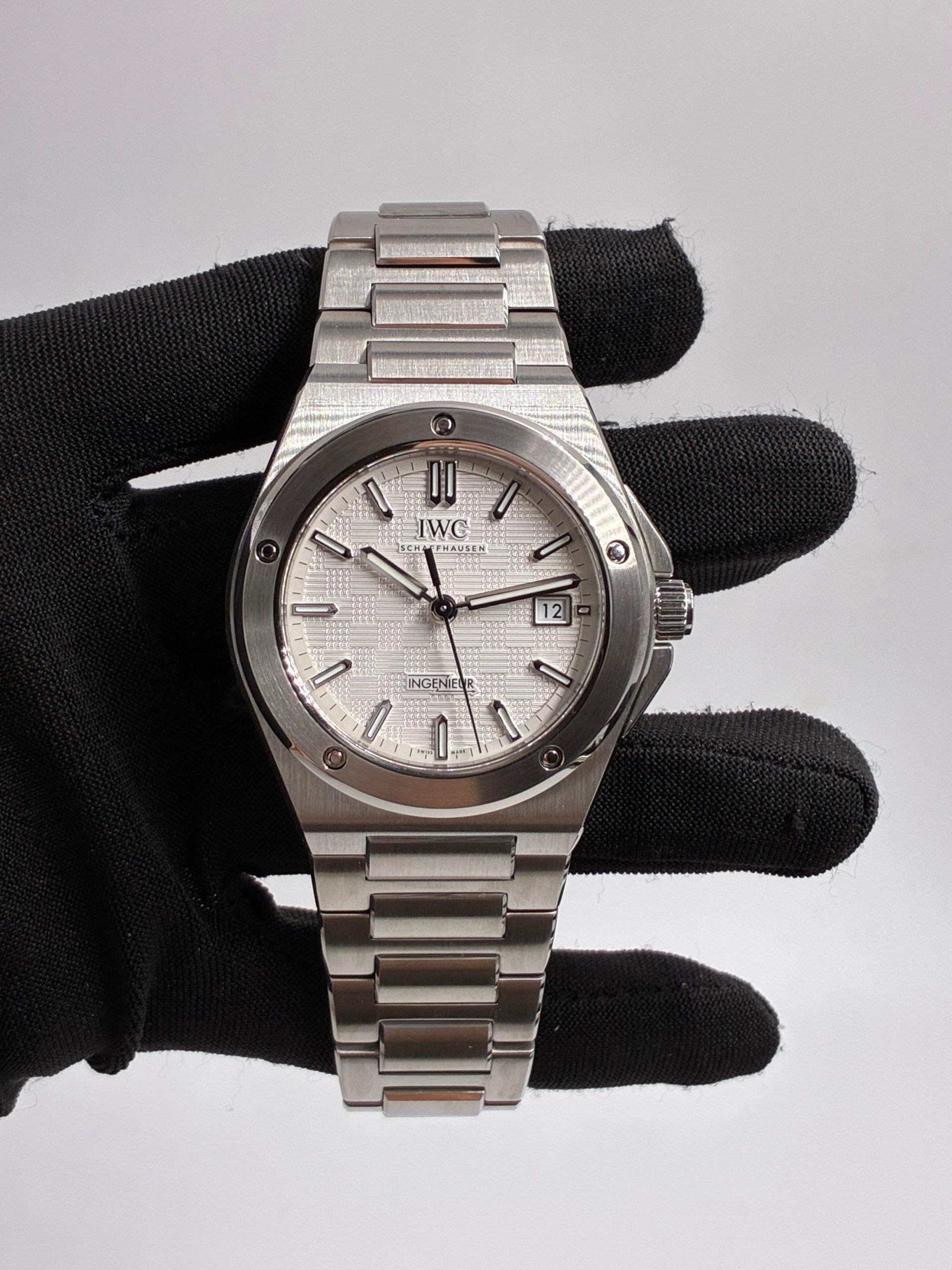 IWC Ingenieur IW328902 Silver 2026