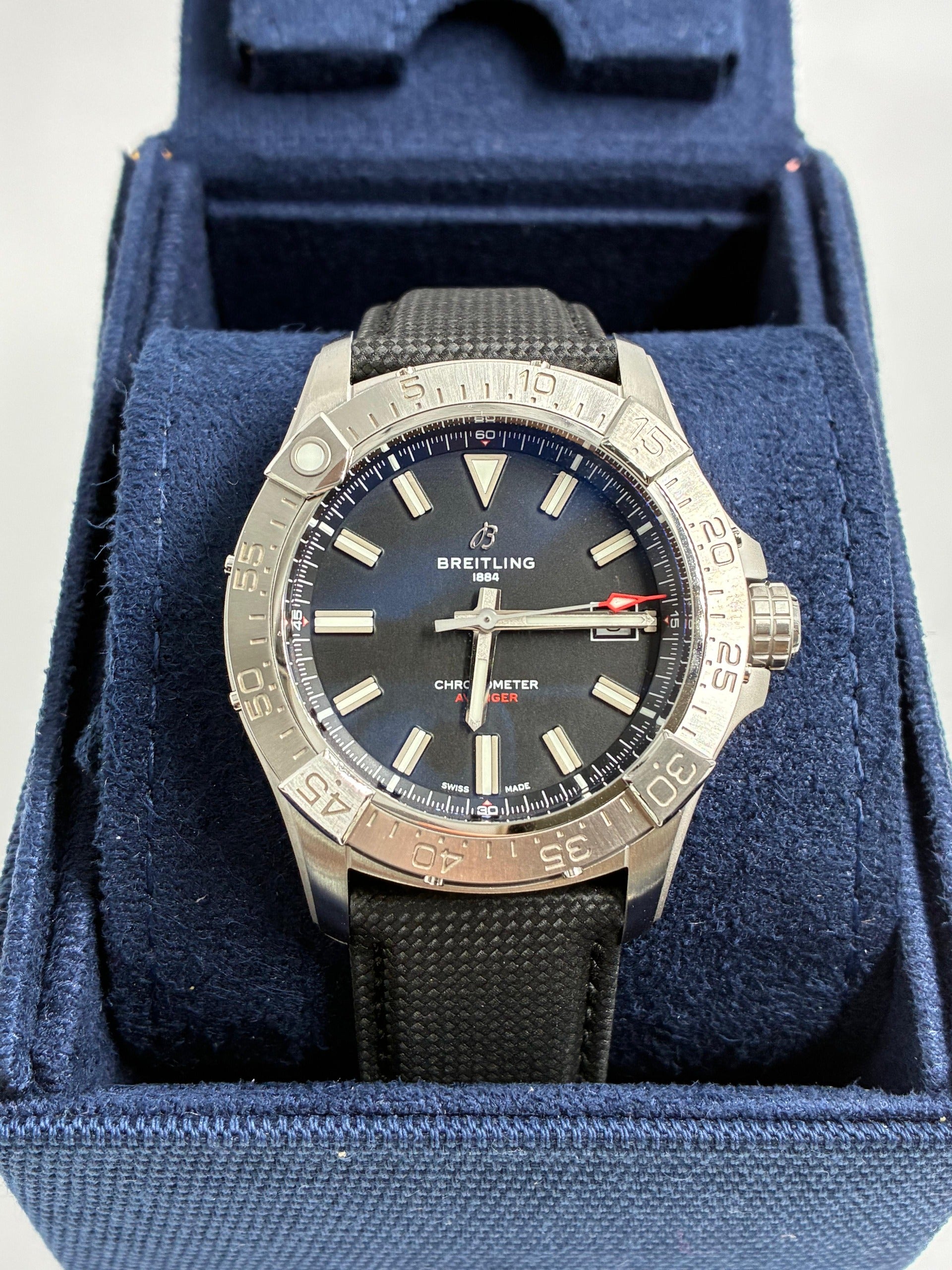 Breitling Avenger Automatic 42 A17328101B1X1 2026