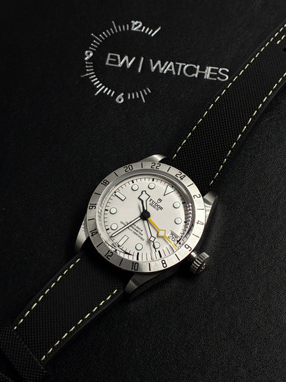 Tudor Black Bay Pro 79470-0006