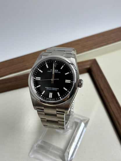 Rolex Oyster Perpetual 36 126000 Black Index 2026
