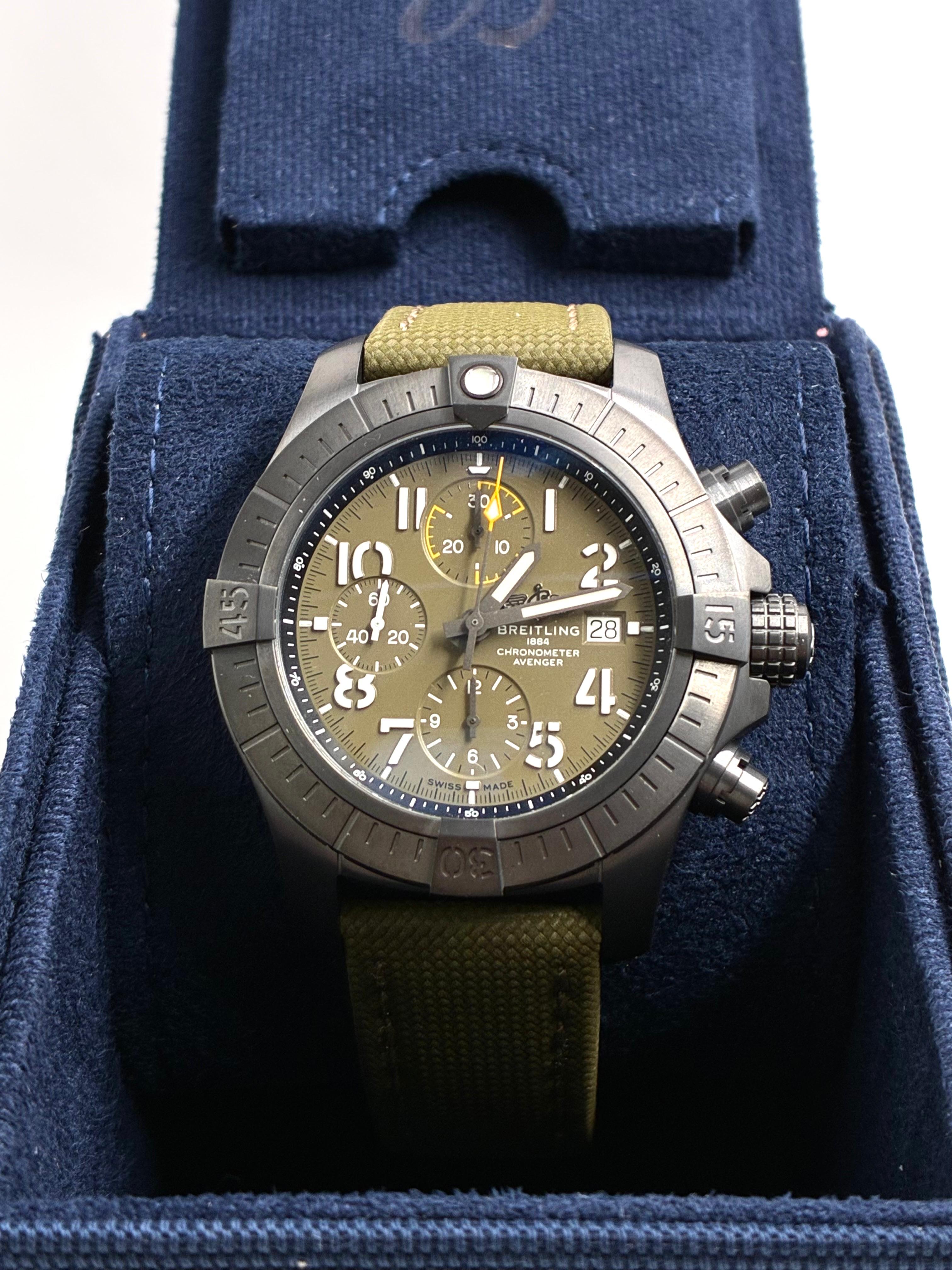 Breitling Avenger V13317101L1X1  Chronograph 45