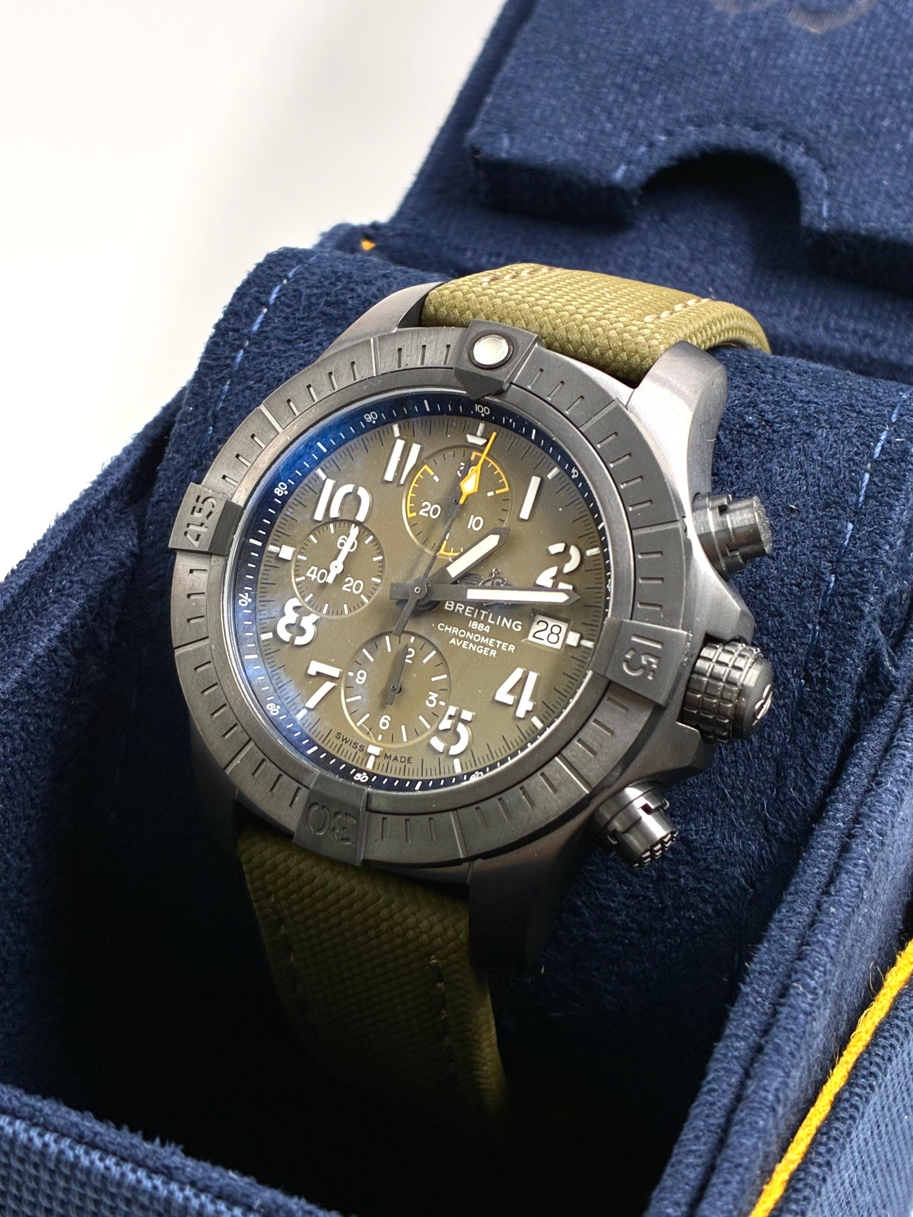 Breitling Avenger V13317101L1X1  Chronograph 45