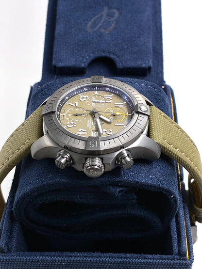 Breitling Avenger V13317101L1X1  Chronograph 45