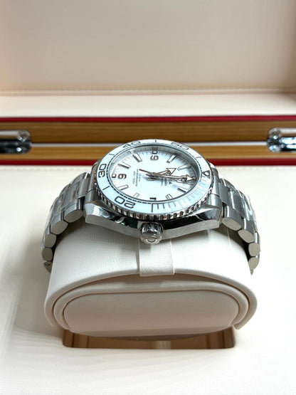 Omega Seamaster Planet Ocean 215.30.40.20.04.001 2026